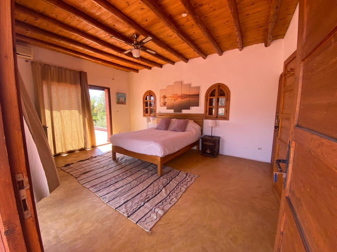 Sur Le Bin El Ouidane Villa *